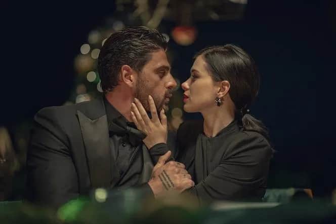 Muzyka z filmu 365 dni: utwory, które wzbogacają emocje w filmie