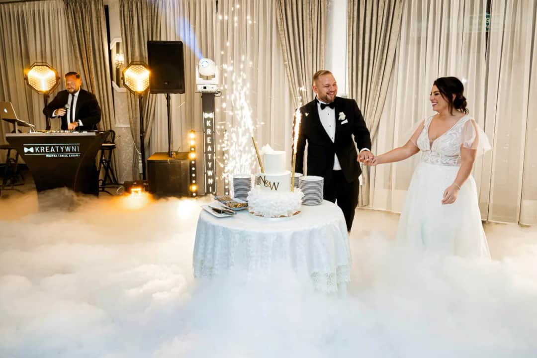 Kiedy jest pierwszy taniec na weselu? Oto, co musisz wiedzieć