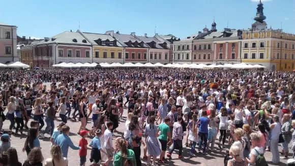 Czy belgijka to polski taniec? Poznaj jej fascynujące pochodzenie